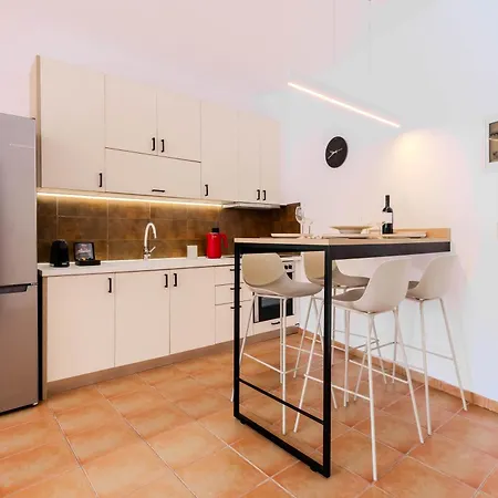 Ikos * Limenas (Thasos)